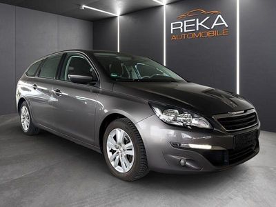 Gebraucht Peugeot 308 SW Active 120 PS (88 kW) 2016 Grau Kombi