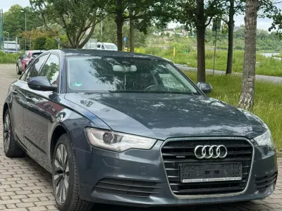Gebraucht Audi A6 205 PS (150 kW) 2011 Grau Limousine