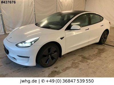 Weiß Gebraucht 2022 Tesla Model 3 Limousine | 29.350 € (Guter Preis)