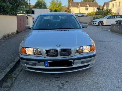 Gebraucht BMW 323 M Sport 170 PS (125 kW) 2000 Silber Limousine
