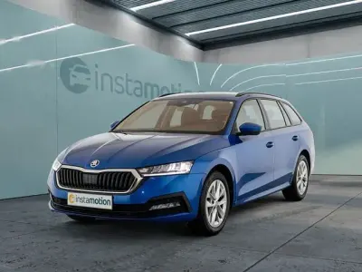 Gebraucht Skoda Octavia Ambition 150 PS (110 kW) 2023 Blau Kombi