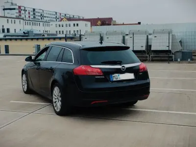 Brugt Opel Insignia Sport 131 HK (96 kW) 2011 Sort Stationcar