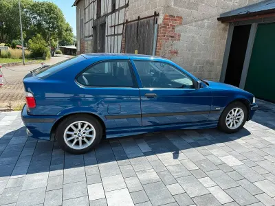 Gebraucht BMW 316 102 PS (75 kW) 2000 Blau Coupé