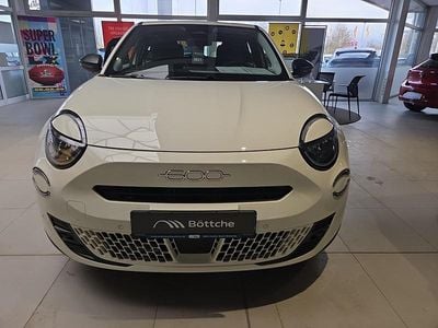 Neu Fiat 600 Business 101 PS (74 kW) 2026 Andere SUV