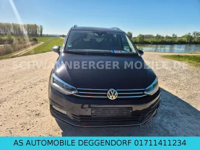 Używany VW Touran Highline 150 KM (110 kW) 2017 Szary Minivan