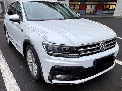 Weiß Gebraucht 2017 VW Tiguan Highline SUV | 21.290 € (Etwas zu teuer)