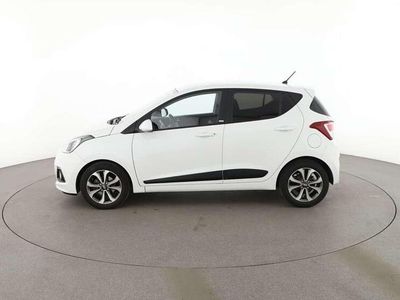 Gebraucht Hyundai i10 Passion 67 PS (49 kW) 2016 Weiß Kleinwagen