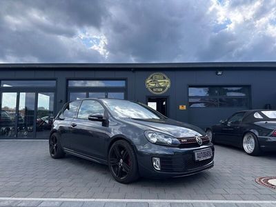 Gebraucht VW Golf VI GTI 211 PS (155 kW) 2010 Carbon steel grey metallic Kleinwagen