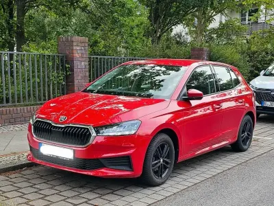 Gebraucht Skoda Fabia Active 65 PS (47 kW) 2021 Rot Kleinwagen