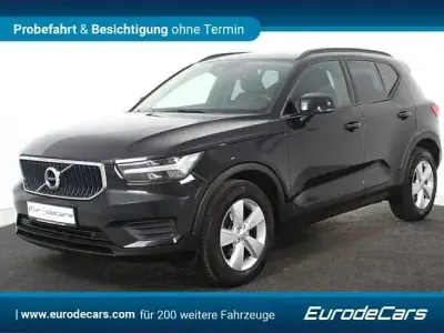 Gebraucht Volvo XC40 Momentum 163 PS (119 kW) 2021 Schwarz SUV
