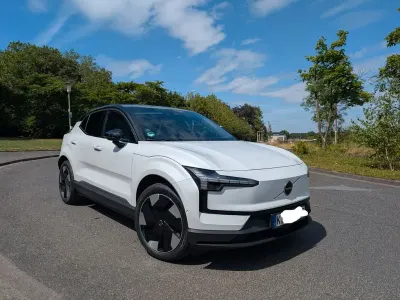 Gebraucht Volvo EX30 Ultra 200 kW (272 PS) 2025 Weiß SUV