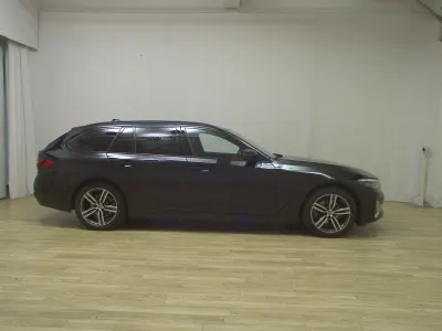 Gebraucht BMW 520 Luxury Line 190 PS (139 kW) 2022 Schwarz Kombi