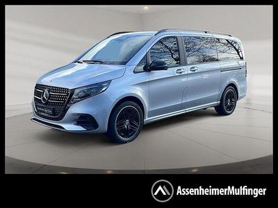 Hightechsilber metallic Gebraucht 2024 Mercedes V300 Van / Kleinbus | 82.280 € (Fairer Preis)
