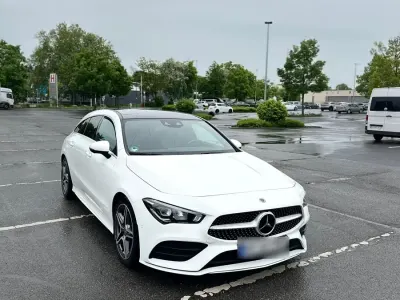 Käytetty Mercedes 180 AMG line 116 HP (85 kW) 2020 Valkoinen Sedan