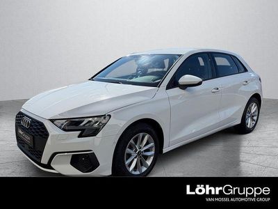 Second-hand Audi A3 Business 116 CP (85 kW) 2023 Alb Berlinǎ