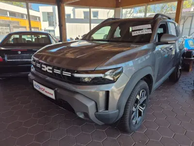Neu Dacia Duster 131 PS (96 kW) 2025 Grau SUV