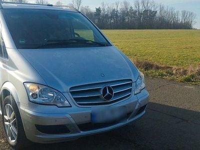 Usata Mercedes Viano 163 CV (119 kW) 2011 Argento Monovolume