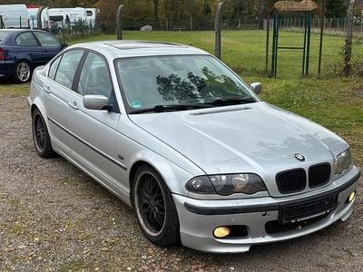 BMW 323