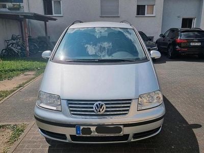 VW Sharan