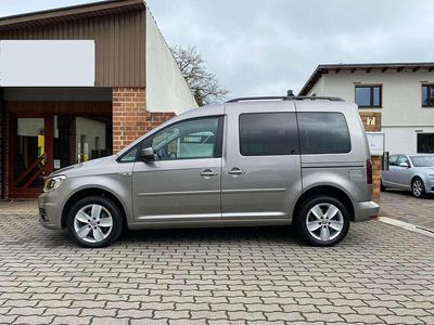 Gebraucht VW Caddy 150 PS (110 kW) 2016 Mojave beige metallic Van / Kleinbus