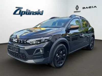 Neu Dacia Sandero Extreme 122 PS (89 kW) 2026 Schwarz Limousine