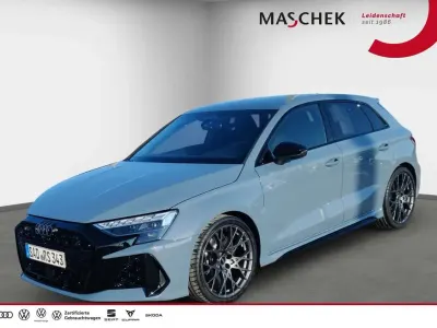 Gebraucht Audi RS3 Sport 400 PS (294 kW) 2026 Kemoragrau metallic Limousine