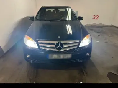 Gebraucht Mercedes C320 224 PS (164 kW) 2008 Schwarz Limousine