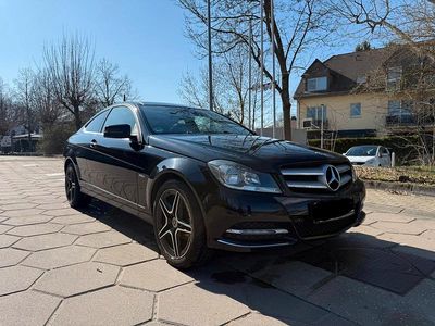 Gebraucht Mercedes C180 AMG 156 PS (114 kW) 2012 Schwarz Coupé