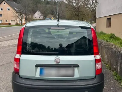 Używany Fiat Panda 54 KM (39 kW) 2010 Niebieski Hatchback