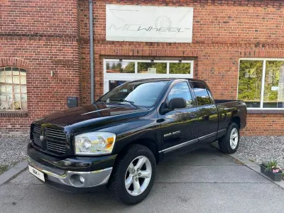 Używany Dodge Ram 345 KM (253 kW) 2007 Czarny Pickup