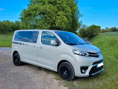 Gebraucht Toyota Proace Verso Team 177 PS (130 kW) 2021 Andere farben Kombi