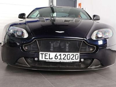 Aston Martin V12 Vantage