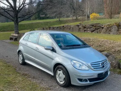 Gebraucht Mercedes B150 2007 Silber Van / Kleinbus