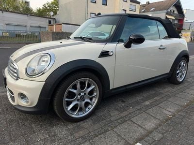 Second-hand Mini Cooper D Cabriolet 111 CP (81 kW) 2011 Bej Cabrio