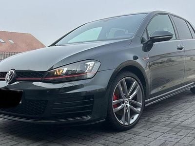 Gebraucht VW Golf VII GTI 220 PS (161 kW) 2016 Grau Limousine