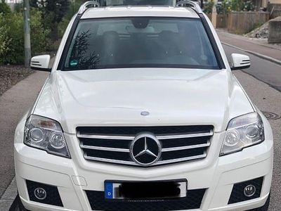 Weiß Gebraucht 2011 Mercedes GLK220 SUV | 10.855 € (Teuer)