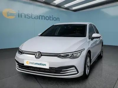 Gebraucht VW Golf VII 131 PS (96 kW) 2020 Weiss Limousine