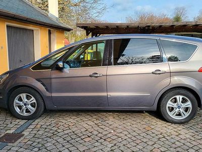 Gebraucht Ford S-MAX Titanium 163 PS (119 kW) 2013 Andere farben Van / Kleinbus