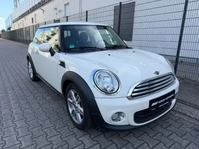Gebraucht Mini One D Chili 90 PS (66 kW) 2012 Pepper (old english) white Kleinwagen