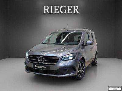 Gebraucht Mercedes T180 Progressive 131 PS (96 kW) 2024 Grau Van / Kleinbus