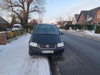 Schwarz Gebraucht 2009 VW Sharan Comfortline Van / Kleinbus | 5.800 €