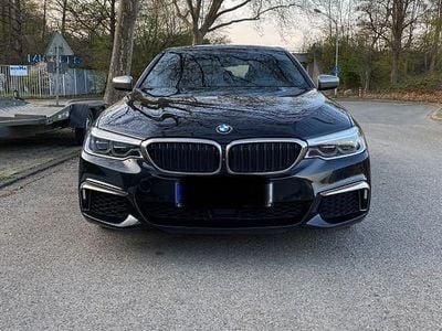 BMW M550