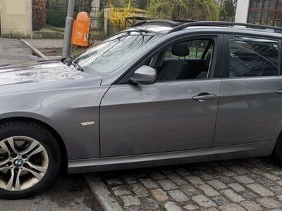 gebraucht BMW 320 i AUTOMATIK TÜV NEU Xenon-NAVI-Panorama-Shz-PDC-Klima TOP