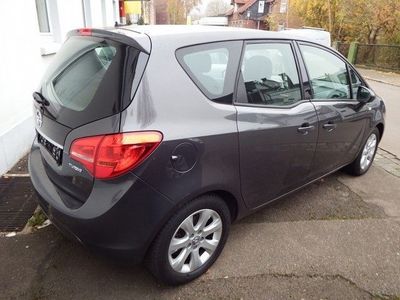 gebraucht Opel Meriva Design Edition