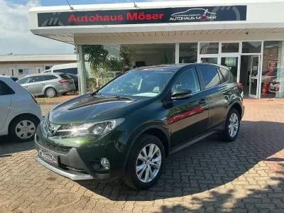 Gebraucht Toyota RAV4 Executive 150 PS (110 kW) 2014 Grün SUV