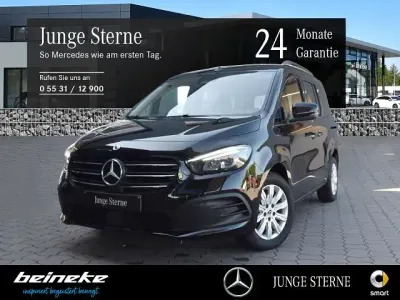 Gebraucht Mercedes T180 Progressive 131 PS (96 kW) 2025 Schwarz Van / Kleinbus