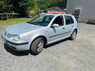Gebraucht VW Golf III 75 PS (55 kW) 1999 Silber Limousine