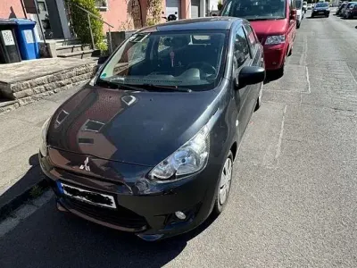 Gebraucht Mitsubishi Space Star 71 PS (52 kW) 2014 Grau Van / Kleinbus
