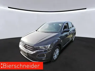 Second-hand VW T-Roc Active 150 CP (110 kW) 2022 Gri SUV
