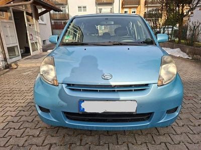 Blau Gebraucht 2009 Daihatsu Sirion Kleinwagen | 2.300 € (Fairer Preis)
